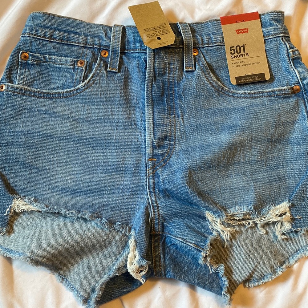 501 Levi shorts, size 26. NWT